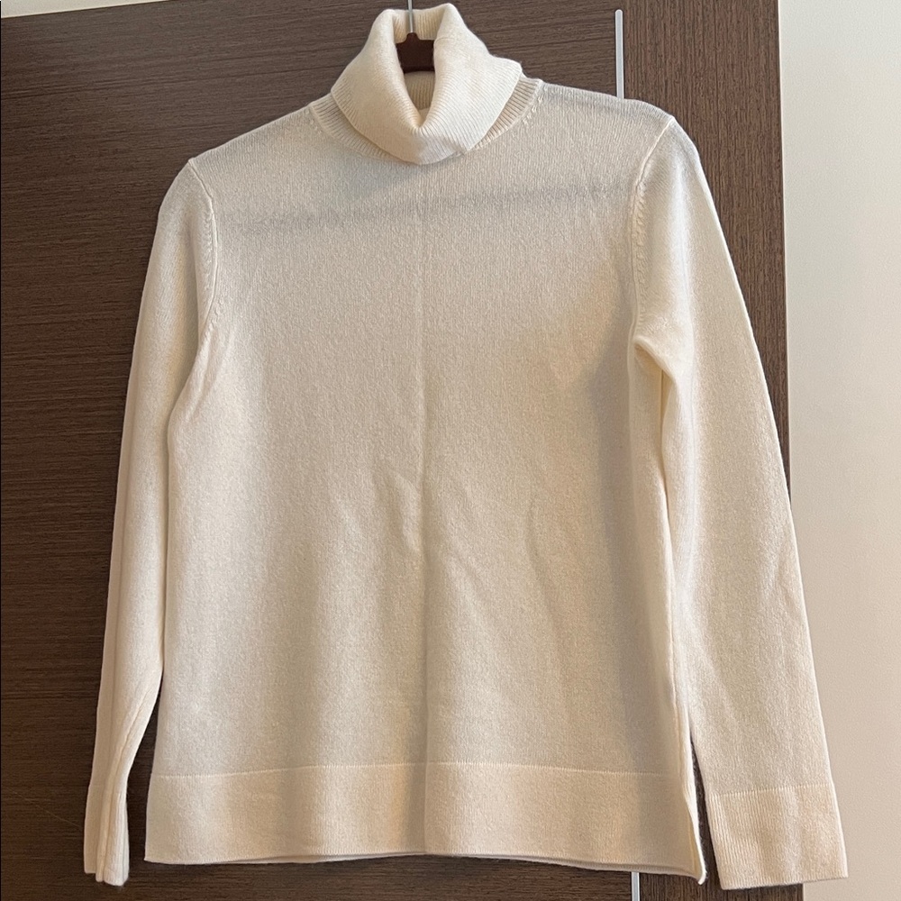 Neiman Marcus Cashmere Cream Turtleneck Sweater